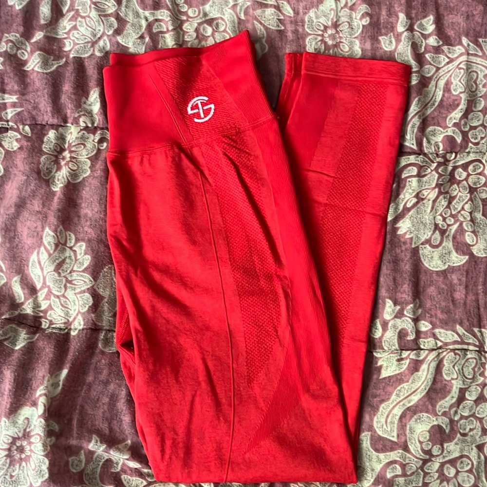 Skywearthread red seamless leggings I don’t wear anymore